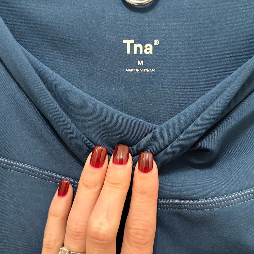 Aritzia TNA fleece Leggings - Picture 4 of 4